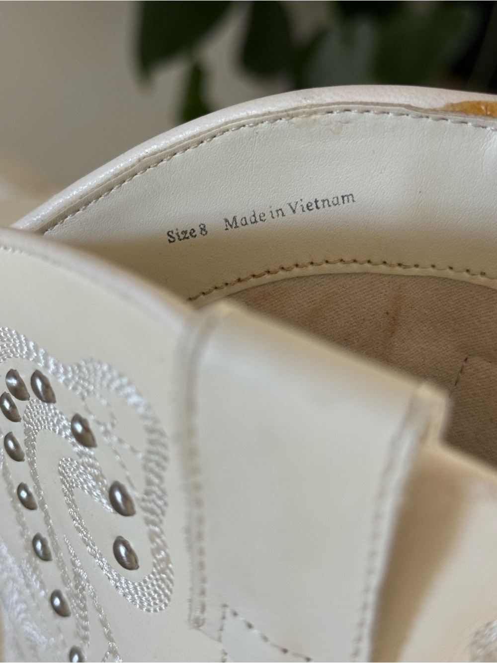 Dolce Vita White Studded Western Cowboy Boots - Picture 4 of 4